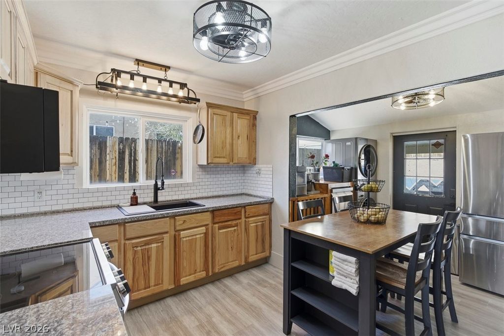 Image 10 of property listing at 545 Date Street, Boulder City, NV 89005