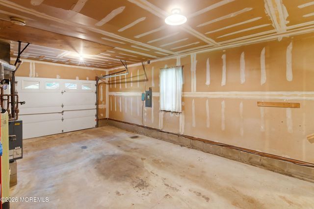 131 Back Bone Hill Road, Millstone, NJ 08510