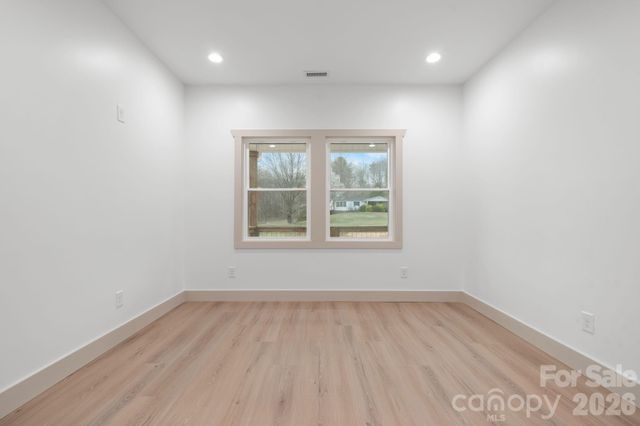 1284 Jay Burke Road, Taylorsville, NC 28681