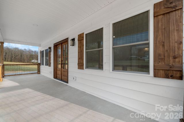 1284 Jay Burke Road, Taylorsville, NC 28681