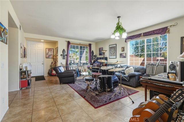 28853 Galaxy Way, Menifee, CA 92586