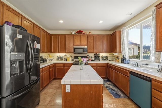 28853 Galaxy Way, Menifee, CA 92586