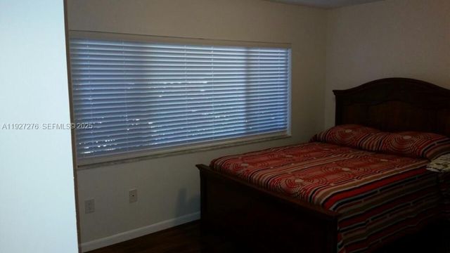 10136 NW 43rd Ter 10136, Doral, FL 33178