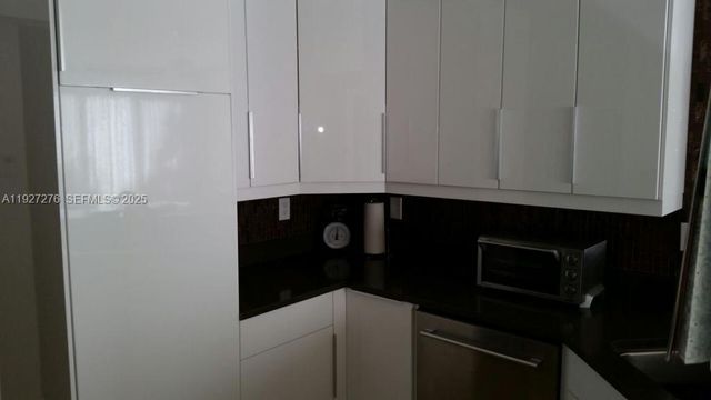 10136 NW 43rd Ter 10136, Doral, FL 33178