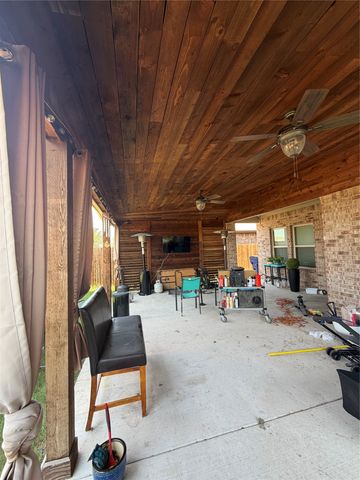 2005 Ocelot Street, Crandall, TX 75114