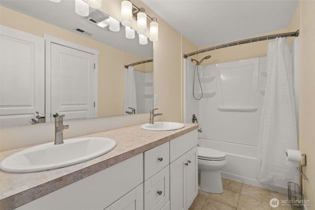 5705 38th Court SE, Lacey, WA 98503