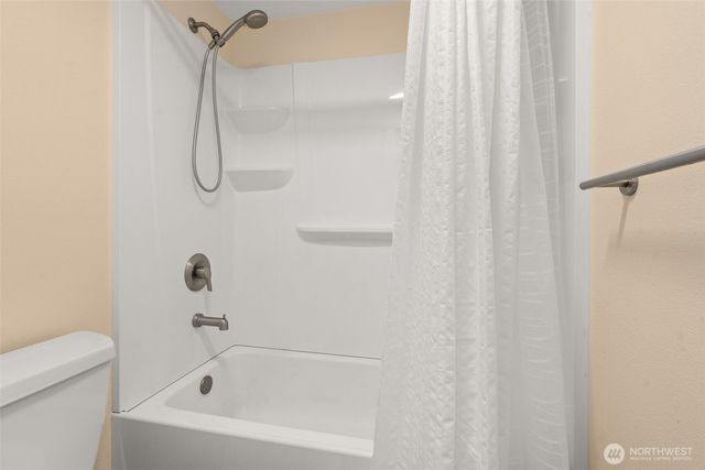 5705 38th Court SE, Lacey, WA 98503