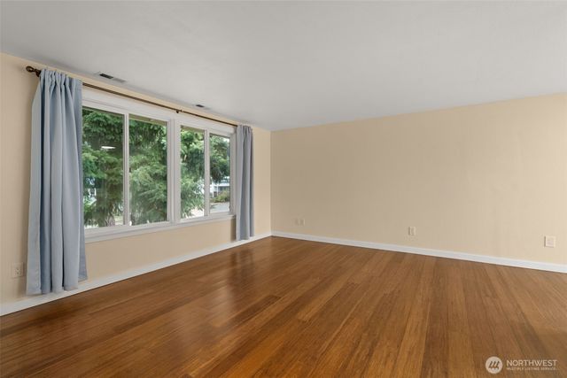 5705 38th Court SE, Lacey, WA 98503