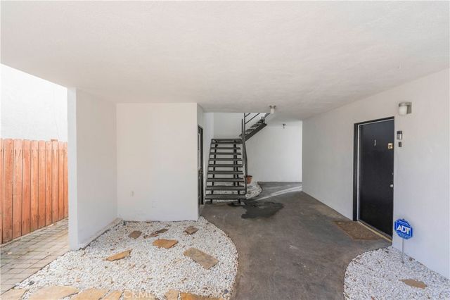 3906 Pacific Avenue, Marina Del Rey, CA 90292