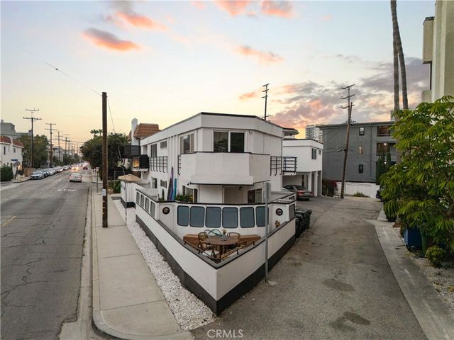 3906 Pacific Avenue, Marina Del Rey, CA 90292