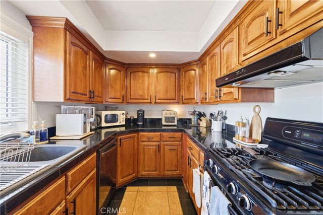 3906 Pacific Avenue, Marina Del Rey, CA 90292