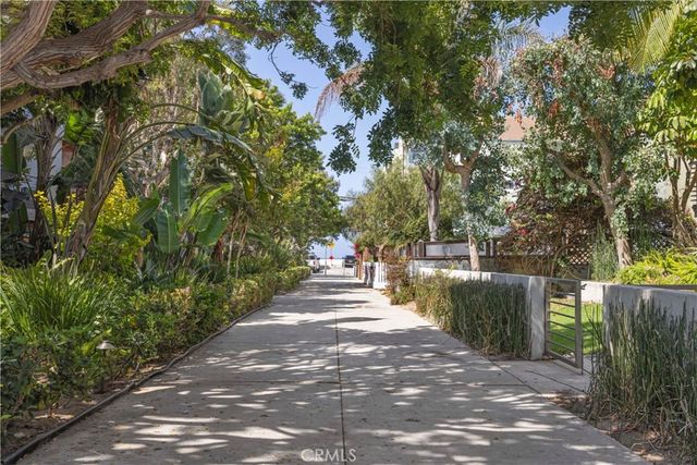 3906 Pacific Avenue, Marina Del Rey, CA 90292