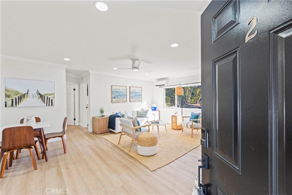 Image 32 of property listing at 3906 Pacific Avenue, Marina Del Rey, CA 90292