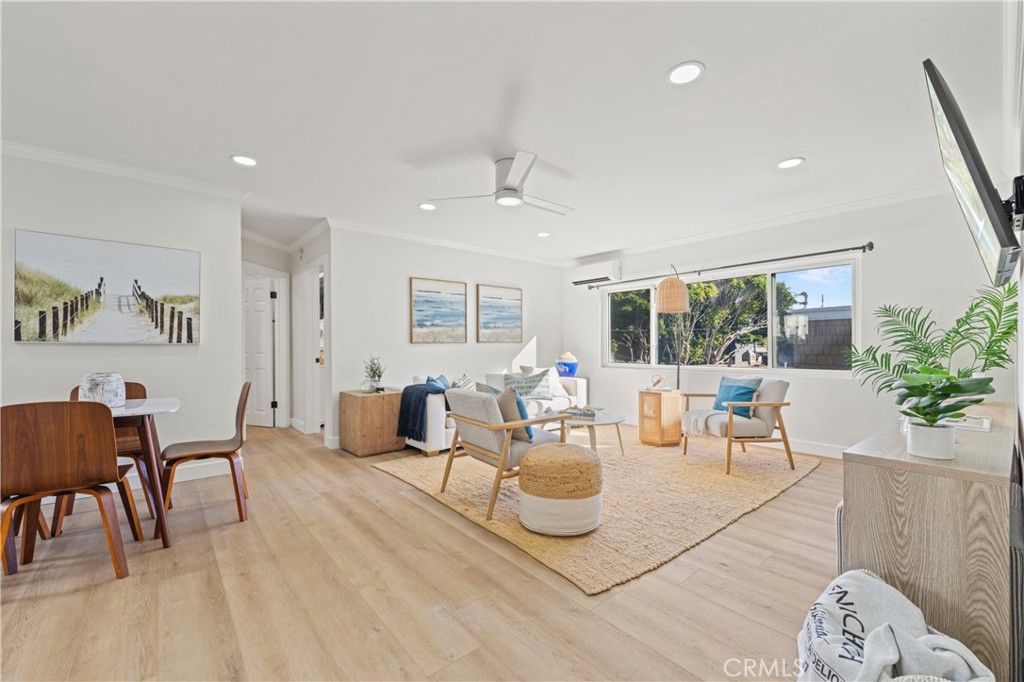 Image 33 of property listing at 3906 Pacific Avenue, Marina Del Rey, CA 90292