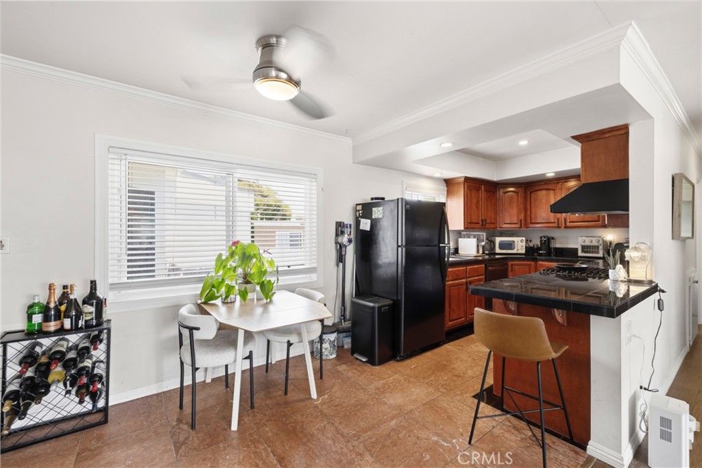 Image 50 of property listing at 3906 Pacific Avenue, Marina Del Rey, CA 90292