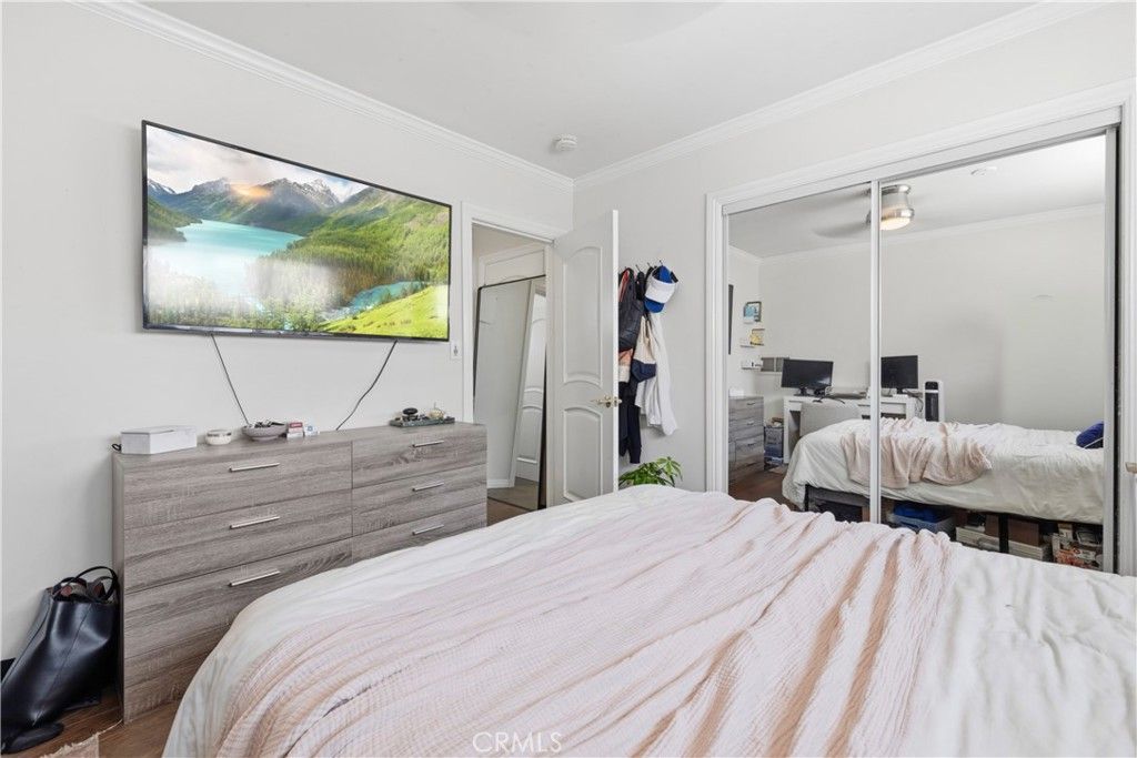 Image 59 of property listing at 3906 Pacific Avenue, Marina Del Rey, CA 90292