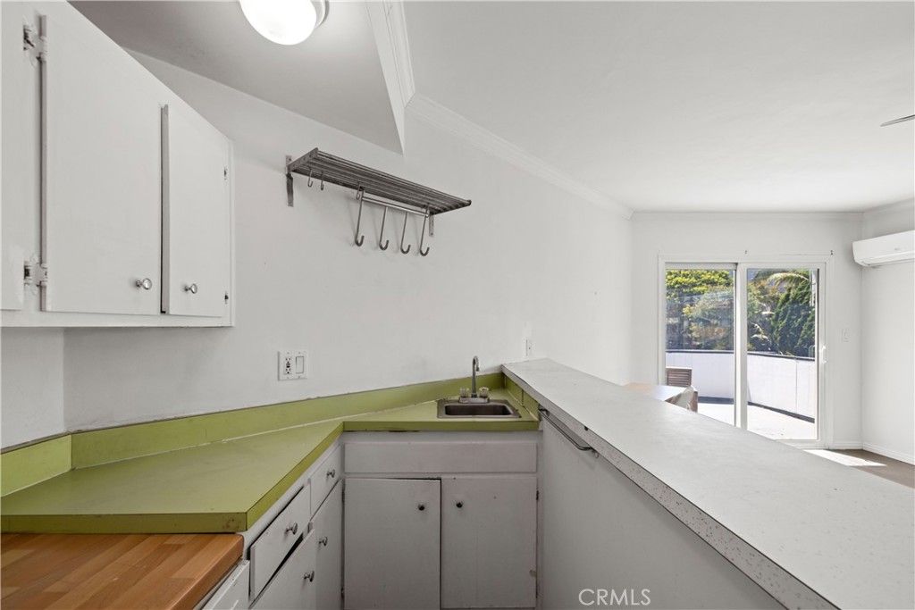 Image 66 of property listing at 3906 Pacific Avenue, Marina Del Rey, CA 90292