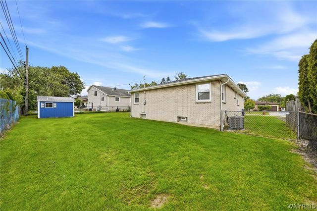 204 North Seine Drive, Cheektowaga, NY 14227