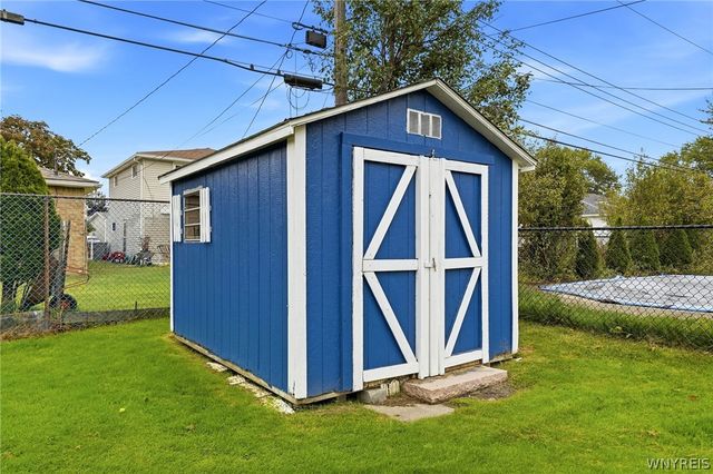 204 North Seine Drive, Cheektowaga, NY 14227