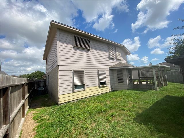 2422 Songbird, Corpus Christi, TX 78414