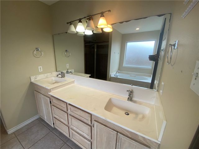2422 Songbird, Corpus Christi, TX 78414