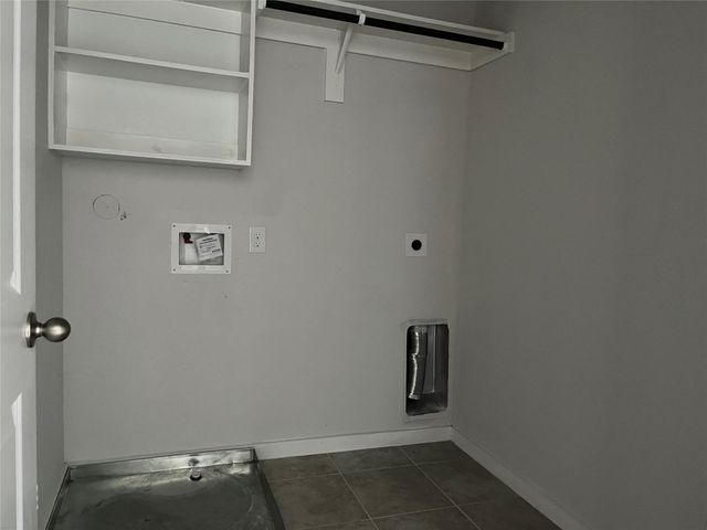 217 Laura Leigh Lane, Angleton, TX 77515