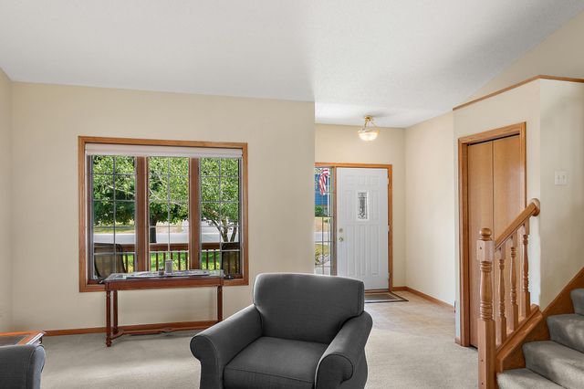 25854 18th Street W, Zimmerman, MN 55398