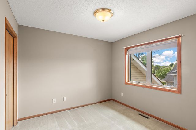 25854 18th Street W, Zimmerman, MN 55398