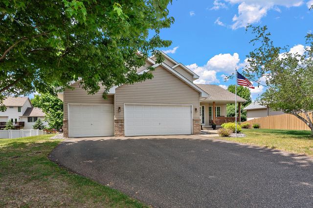 25854 18th Street W, Zimmerman, MN 55398