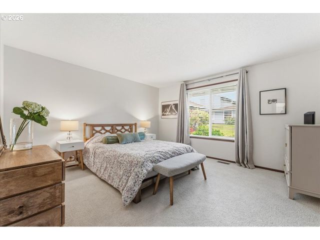 5350 Sw BARCLAY Ct, Beaverton, OR 97005