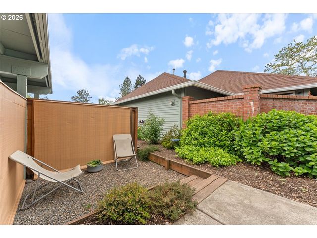 5350 Sw BARCLAY Ct, Beaverton, OR 97005