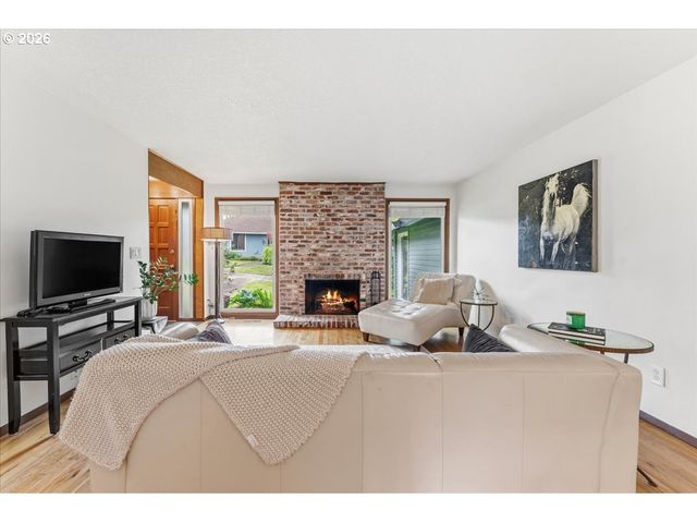 5350 Sw BARCLAY Ct, Beaverton, OR 97005