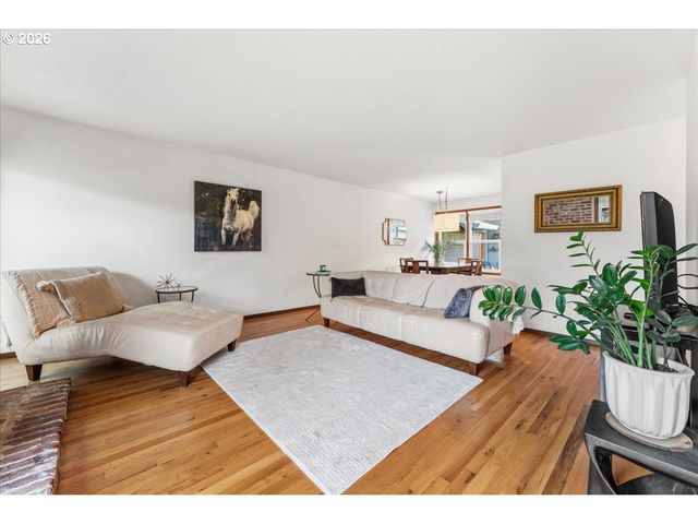 5350 Sw BARCLAY Ct, Beaverton, OR 97005