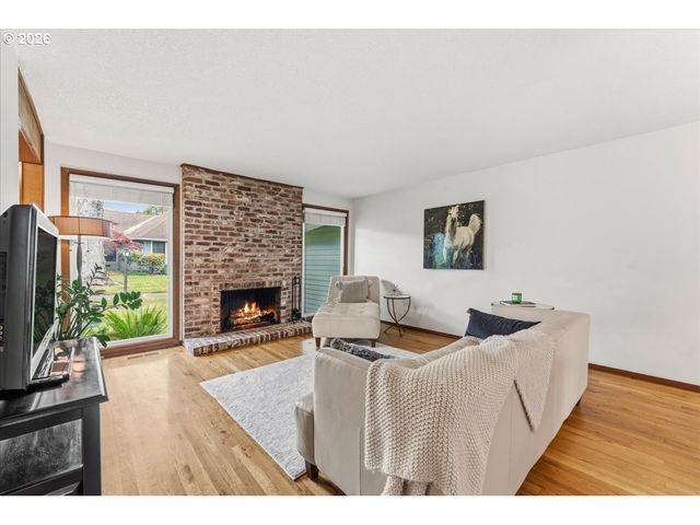 5350 Sw BARCLAY Ct, Beaverton, OR 97005