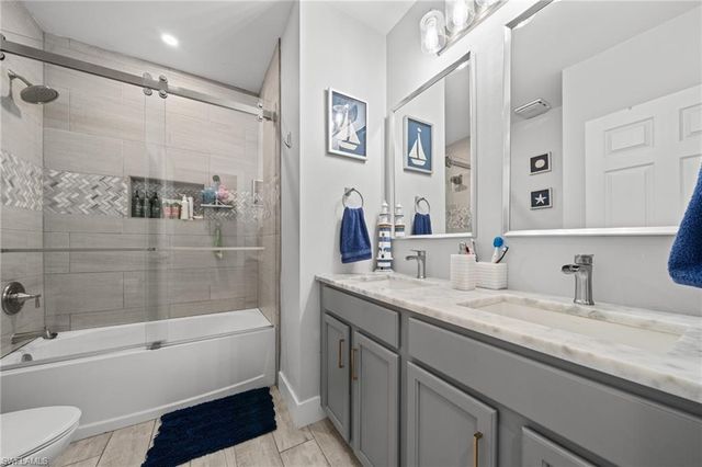 2805 SW 35th ST, Cape Coral, FL 33914
