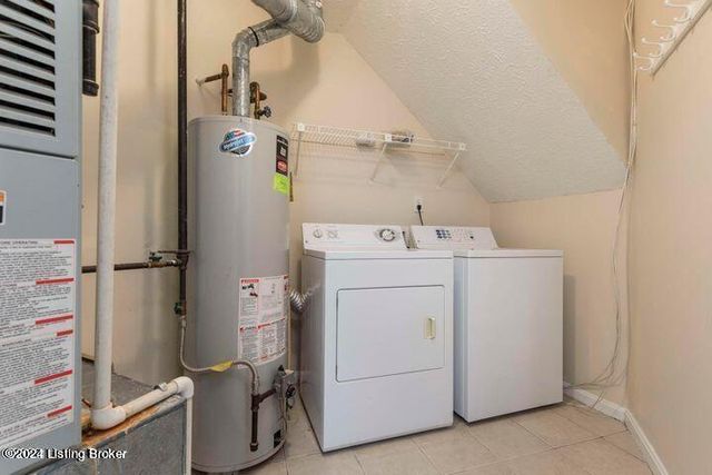 11609 Walnut View Way, Louisville, KY 40299