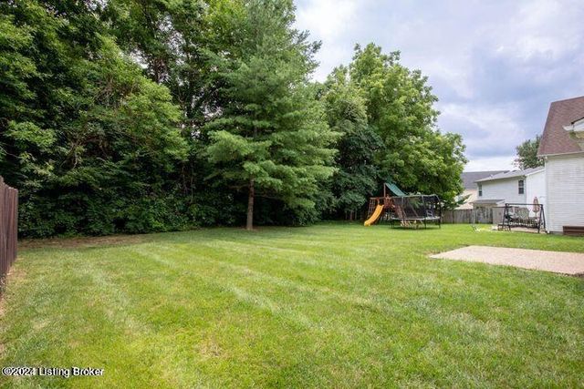 11609 Walnut View Way, Louisville, KY 40299