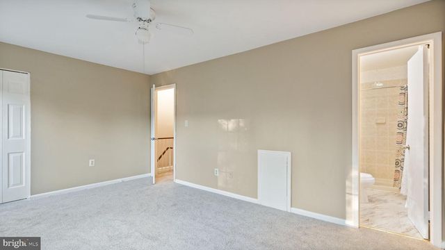4453 HOLLY AVE, Fairfax, VA 22030