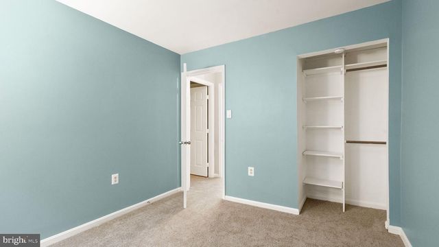 4453 HOLLY AVE, Fairfax, VA 22030