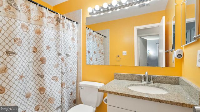 4453 HOLLY AVE, Fairfax, VA 22030