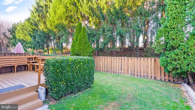 4453 HOLLY AVE, Fairfax, VA 22030