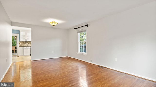 4453 HOLLY AVE, Fairfax, VA 22030
