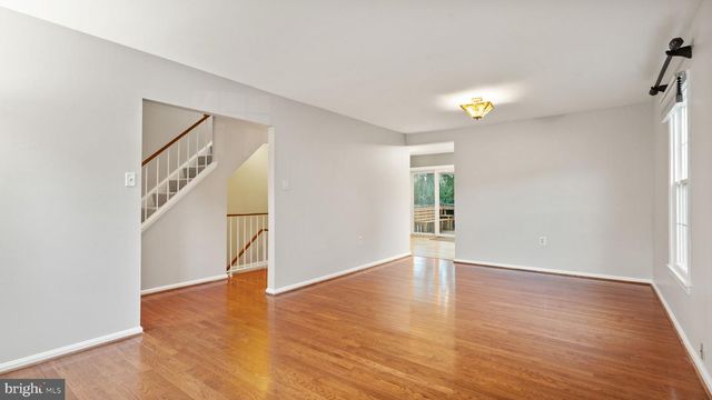 4453 HOLLY AVE, Fairfax, VA 22030