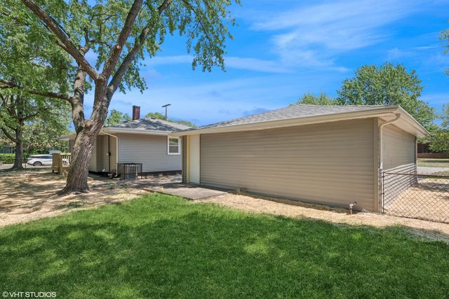 1300 Arizona Street, Gary, IN 46403