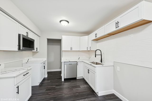 1300 Arizona Street, Gary, IN 46403