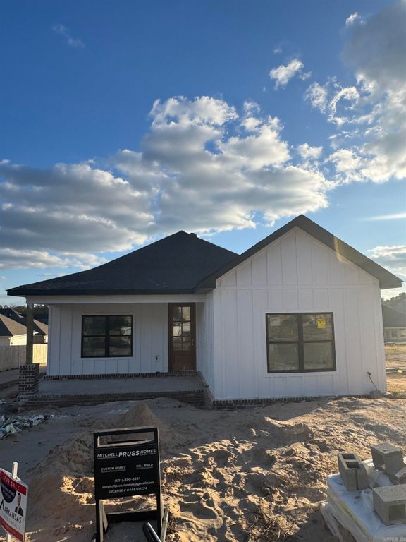 501 Court Street, Bryant, AR 72022