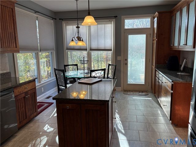 11121 Royal Ln, Providence Forge, VA 23140