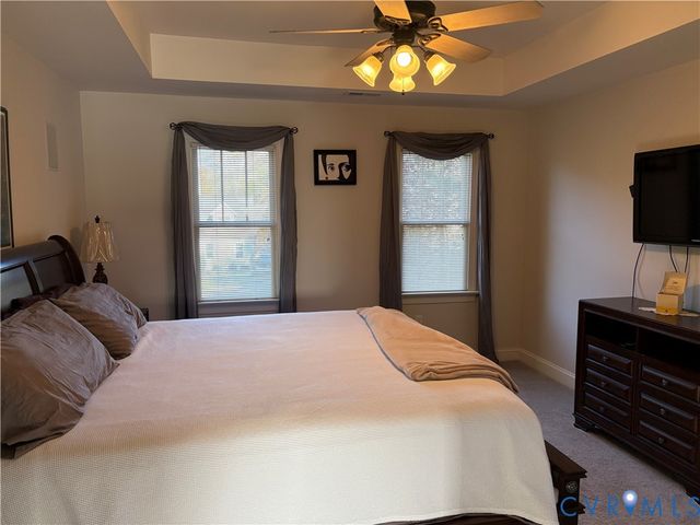 11121 Royal Ln, Providence Forge, VA 23140