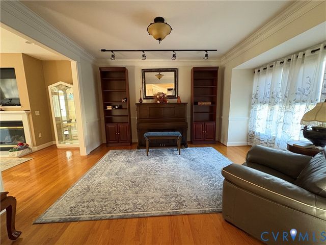 11121 Royal Ln, Providence Forge, VA 23140