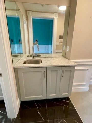 232 Commonwealth 1, Boston, MA 02116